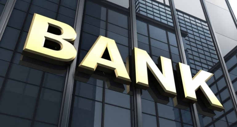 Azərbaycan bankına hücum edildi - VİDEO