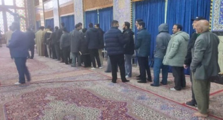 İranda silahlı şəxs seçki məntəqəsinə hücum edib