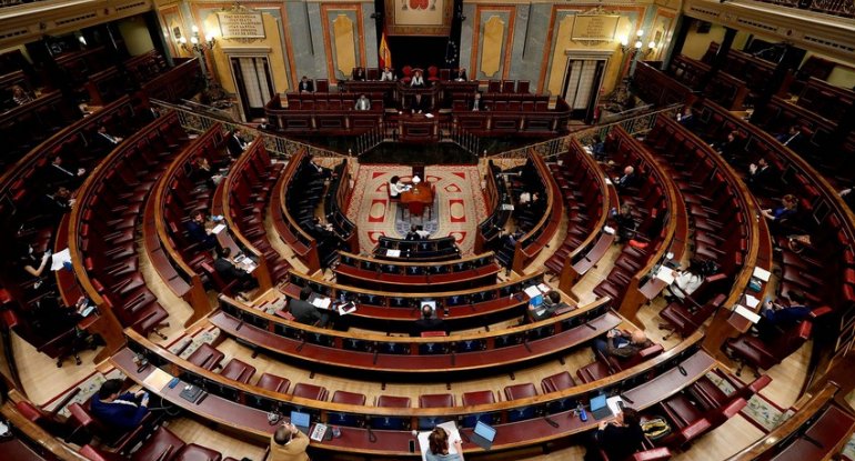 İspaniya parlamenti separatçılara amnistiya haqqında qanunu təsdiqlədi