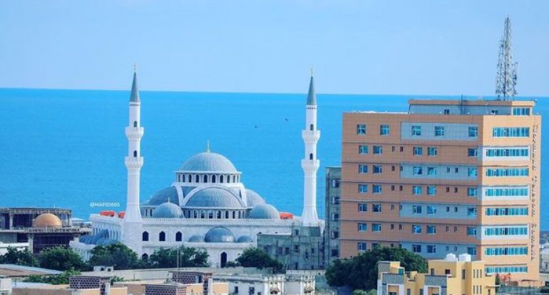 Somalidə dövlət üsul-idarəsi dəyişdi