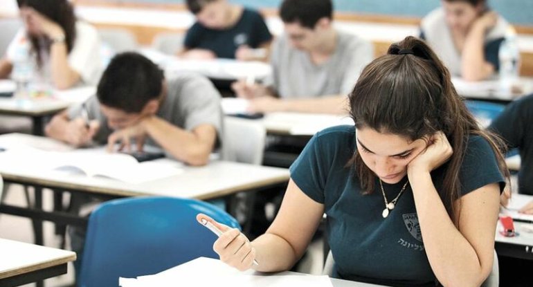 Hansı ixtisas qruplarına qəbul olmaq asandır?