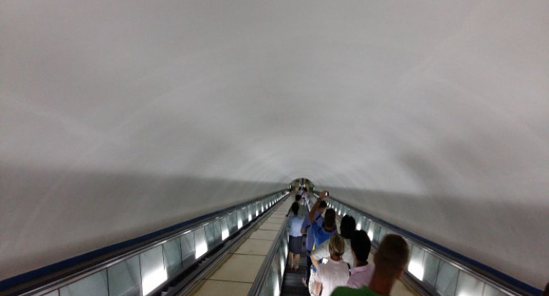 Dünyanın ən dərin metro stansiyası