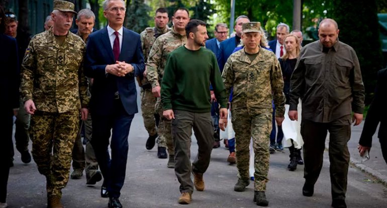 Stoltenberq: Ukraynanın NATO tərəfdaşlarına inamı sarsılıb