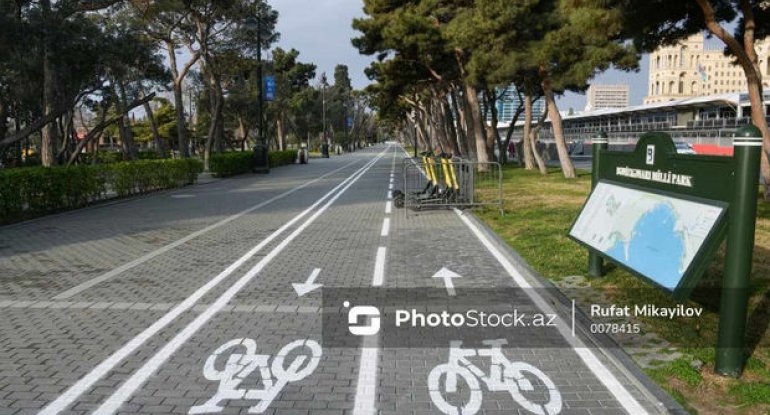 Bakı bulvarında salınan velosiped zolağı narazılıq yaratdı - AÇIQLAMA - FOTO