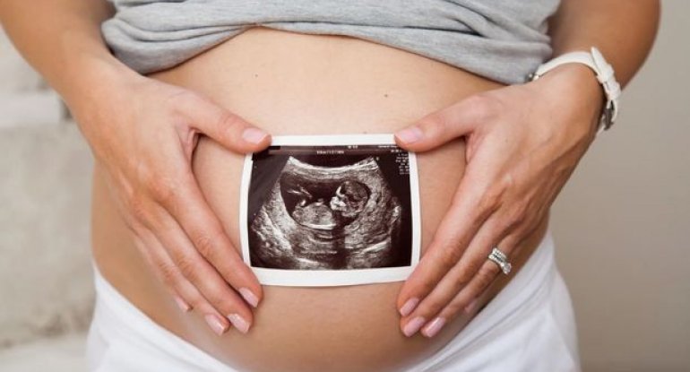 Həkim-metodist: “Yeniyetmələrdə hamiləlik zamanı fəsadların baş vermə riski arta bilər”