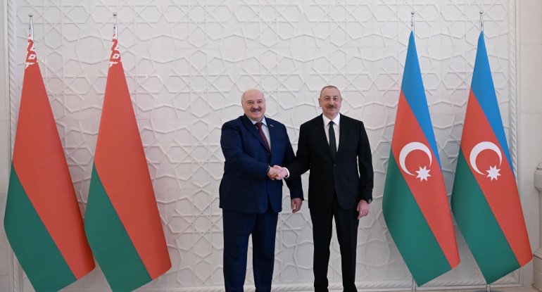 Belarus Prezidentinin rəsmi qarşılanma mərasimi olub - FOTO