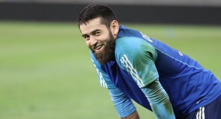 Premyer Liqa klubu Şahruddinlə maraqlanır
