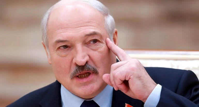 Paşinyan mənə gecə zəng vurub xahiş edirdi ki... - Lukaşenko