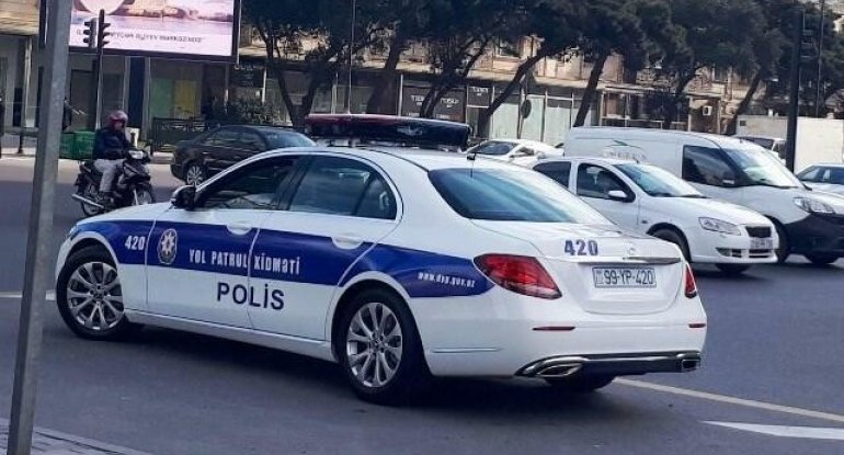 Polis avtomobilinin iştirakı ilə qəza baş verib - FOTO 