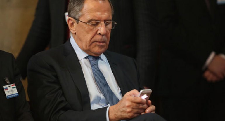 Lavrov Rıjenkov ilə telefonla danışdı