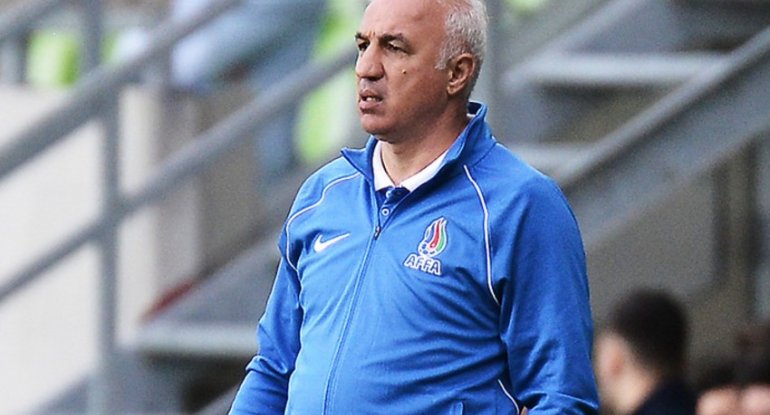 Arif Əsədov Azərbaycan milli komandasından ayrılıb
