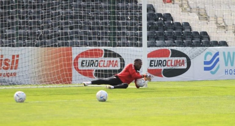 "Qəbələ" klubu futbolçusu ilə yollarını ayırıb