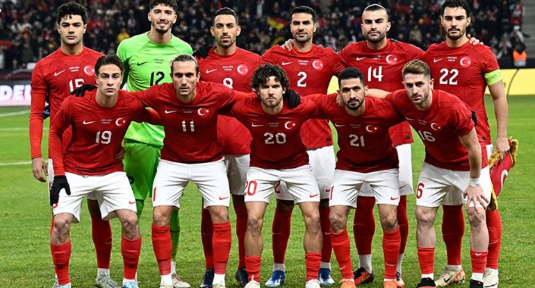 Türk futbolçu ən bahalı 3-cü oyunçu oldu