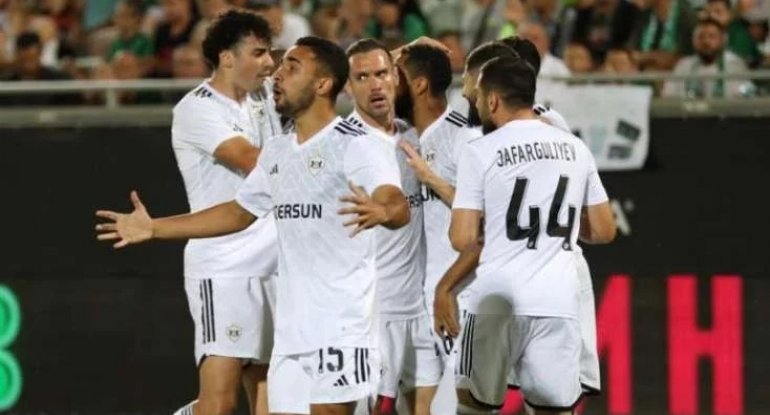 "Qarabağ" futbolçuların maaşlarını ARTIRIB