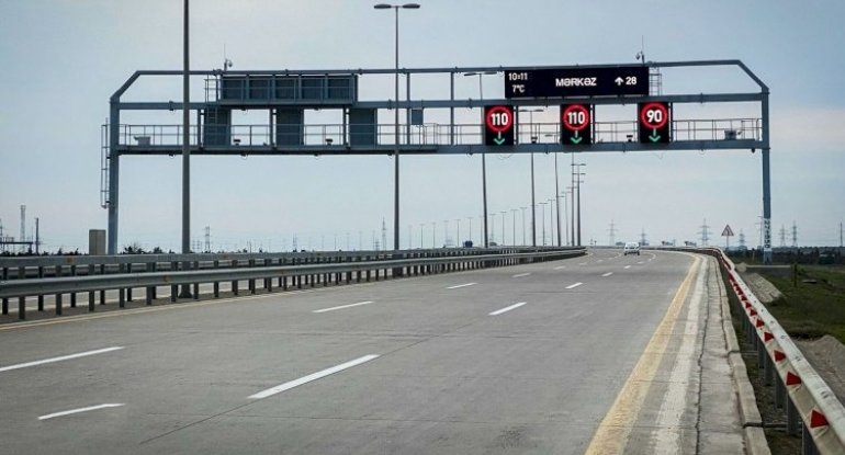  Aeroport yolunun üstündə torpaqlar satışa çıxarıldı - Ucuz qiymətə...