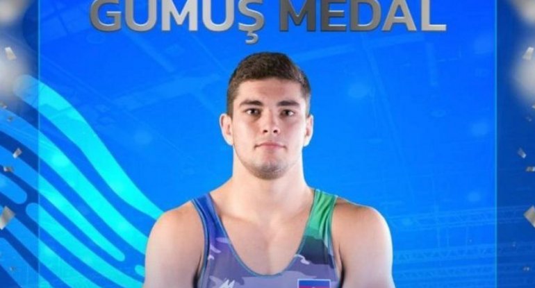 Xetaq Karsanov U-20 dünya çempionatında gümüş medal qazanıb