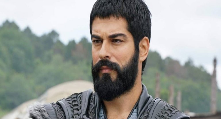 Burak Özçivit Rusiyada komediya filminə çəkildi