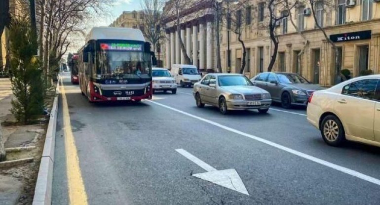 Bakının bu küçəsində yeni avtobus zolağı ÇƏKİLƏCƏK