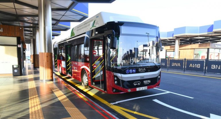 Bakıdakı yağışa görə bəzi avtobusların hərəkət istiqaməti dəyişdirildi