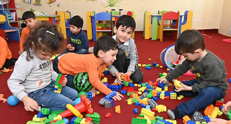 Valideynlər bu özəl bağçalarda təhsilhaqqının yarısını ödəyəcək