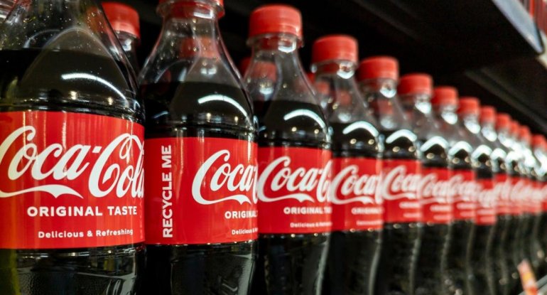 Coca-Cola milyonlarla içkisini təhlükəli hissəciklərə görə geri çağırır