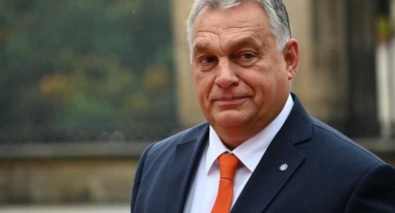 Orban bəzi avropalı siyasətçiləri axmaq adlandırıb