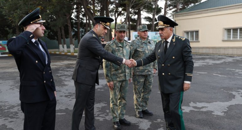 Hərbi prokuror Müdafiə Nazirliyinin hərbi qulluqçuları ilə görüşüb