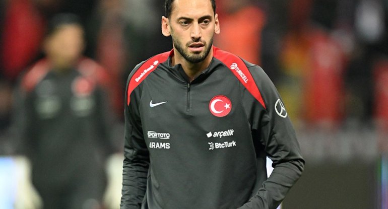 Çalhanoğlu da sıradan çıxdı