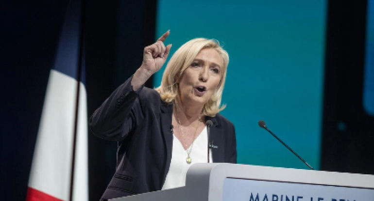 Marin Le Pen 48 saat ərzində Fransa hökumətini devirə bilər