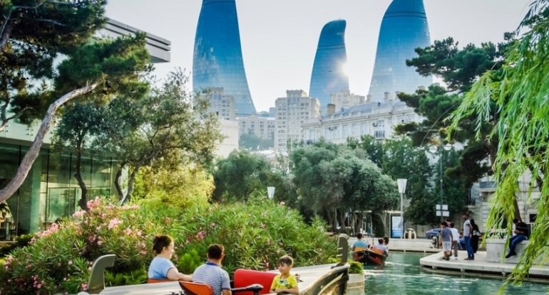 Azərbaycana turist axını artıb