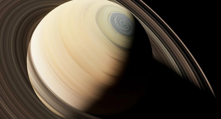 Saturn gələn il iki dəfə Yer üçün halqalarını gizlədəcək