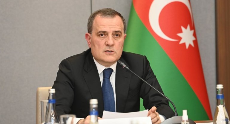 Ceyhun Bayramov təyyarə qəzası ilə bağlı başsağlığı verib