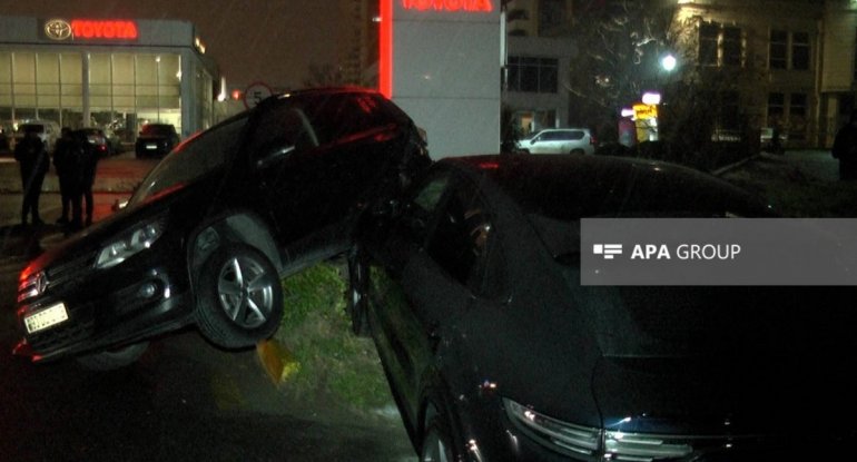 Bakıda Porsche gecəyarısı dəhşət saçdı