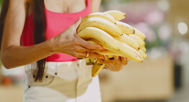 Kimlərə banan yemək qəti olmaz?