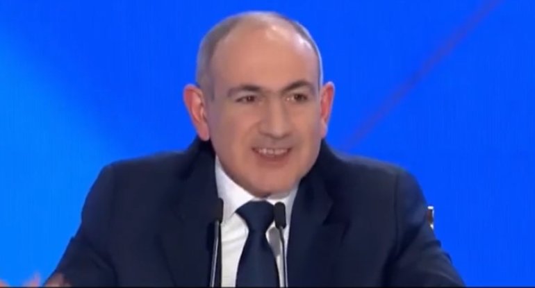 Paşinyan Lukaşenkodan küsdüyünü ifadə etdi