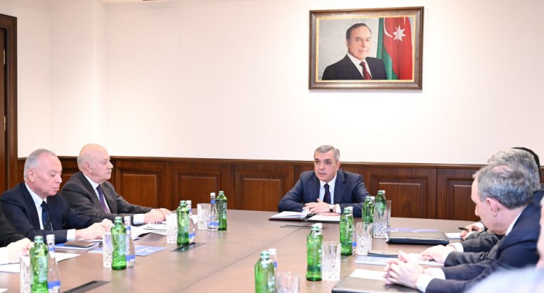 Korrupsiyaya qarşı mübarizə üzrə Komissiyanın iclası keçirildi - FOTO