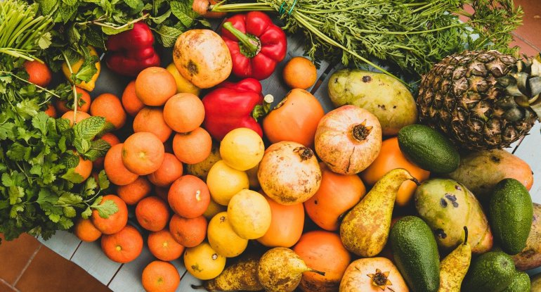 Meyvələrlə müalicə - Fruttoterapiya nədir?