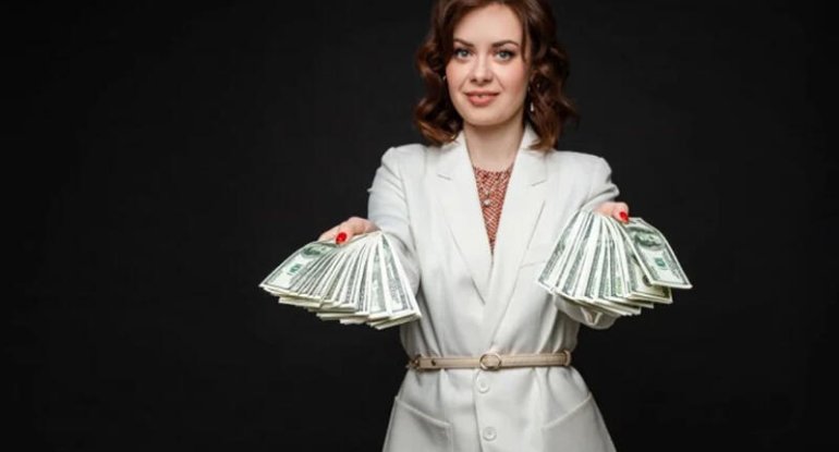 Varlı olmaq şansınız var? &ndash; Doğum tarixinə görə yoxlayın