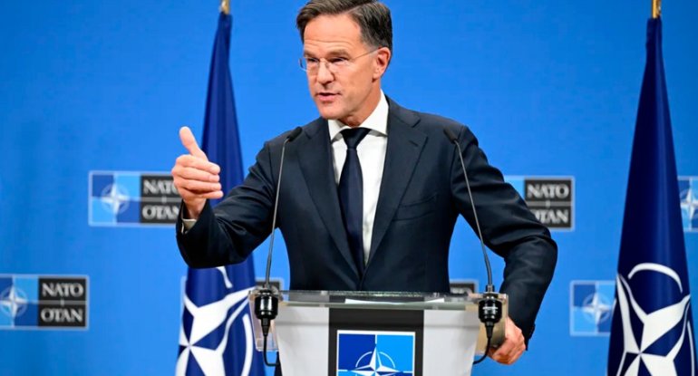 Rutte Zelenskiyə çağırış etdi