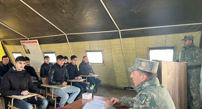 Hərbi vəzifəlilərin təlim toplanışı başlayıb