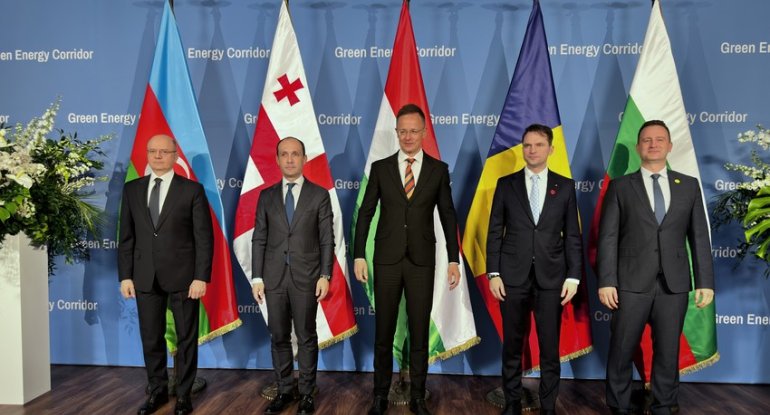 Budapeştdə Azərbaycan, Gürcüstan, Macarıstan və Rumıniya Yaşıl Enerji Dəhlizi üzrə Birgə Məktub imzalayıb