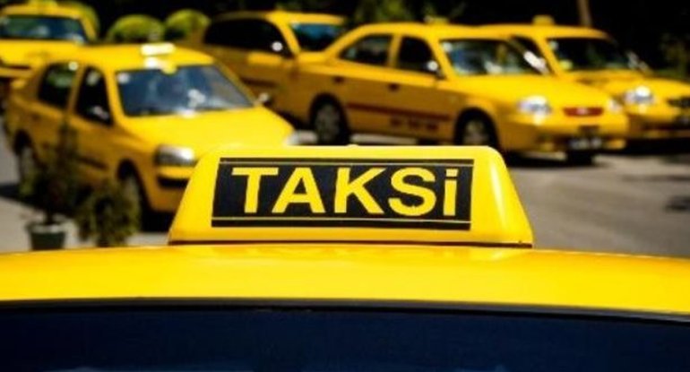 Taksi sürücüsü başqasının kartından 1430 manatı necə çıxarıb? - İki gün sonra ələ keçdi