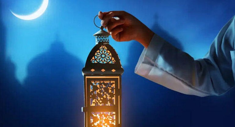 Ramazanın 18-ci günü: Dua, imsak və iftar vaxtı