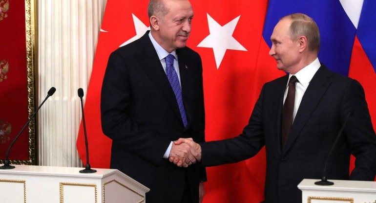 Putin Türkiyəyə gedir