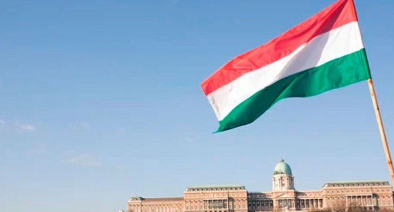 Macarıstan yekun sənədi yenə blokladı