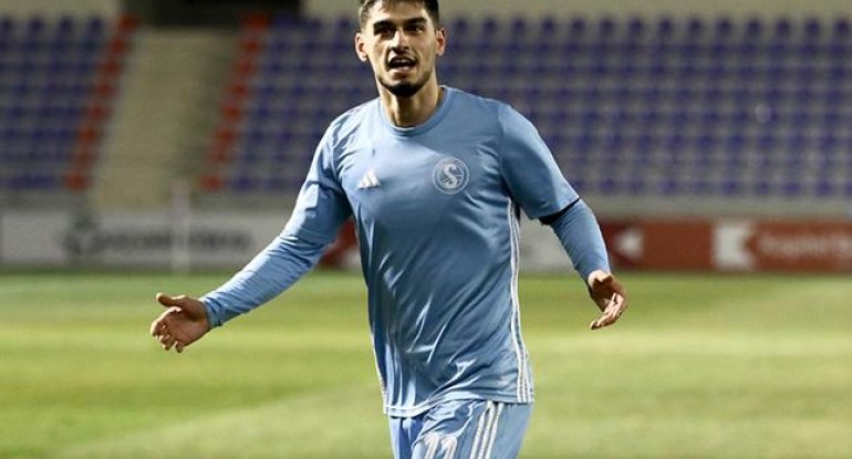 "Neftçi" Rüfət Abdullazadəni heyətinə qatmaq istəyir