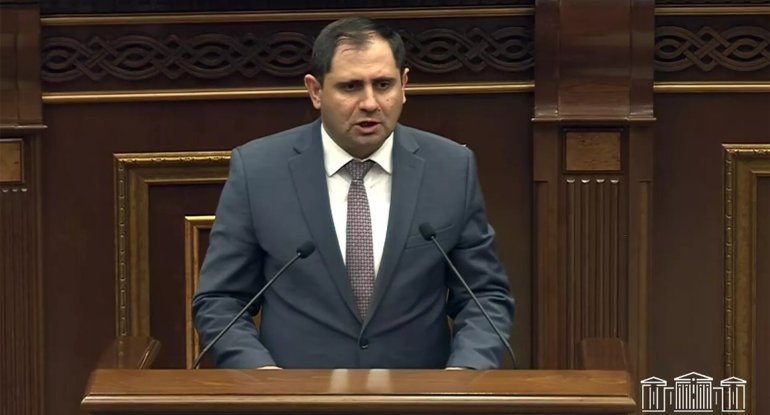 Papikyan sərhəddə atəşkəsin pozulmasından danışdı