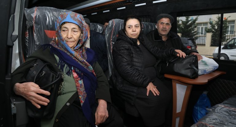 Ağdamın Sarıcalı kəndinə köçən ailələrə evlərin açarları təqdim edilib