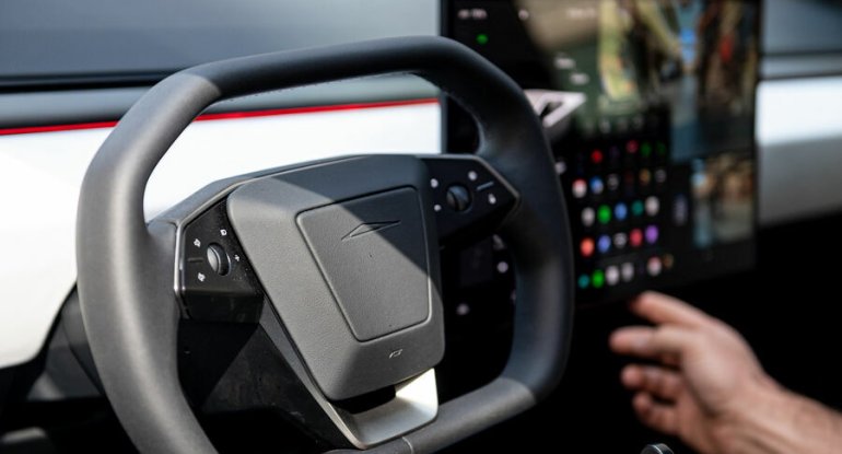 "Tesla" əsas mütəxəssisini İTİRDİ