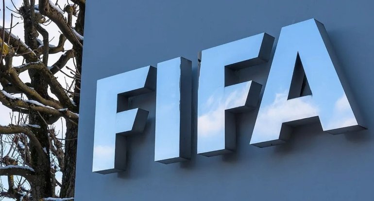 FIFA futbola yeni qaydalar gətirir &ndash; Bu ildən tətbiq olunacaq